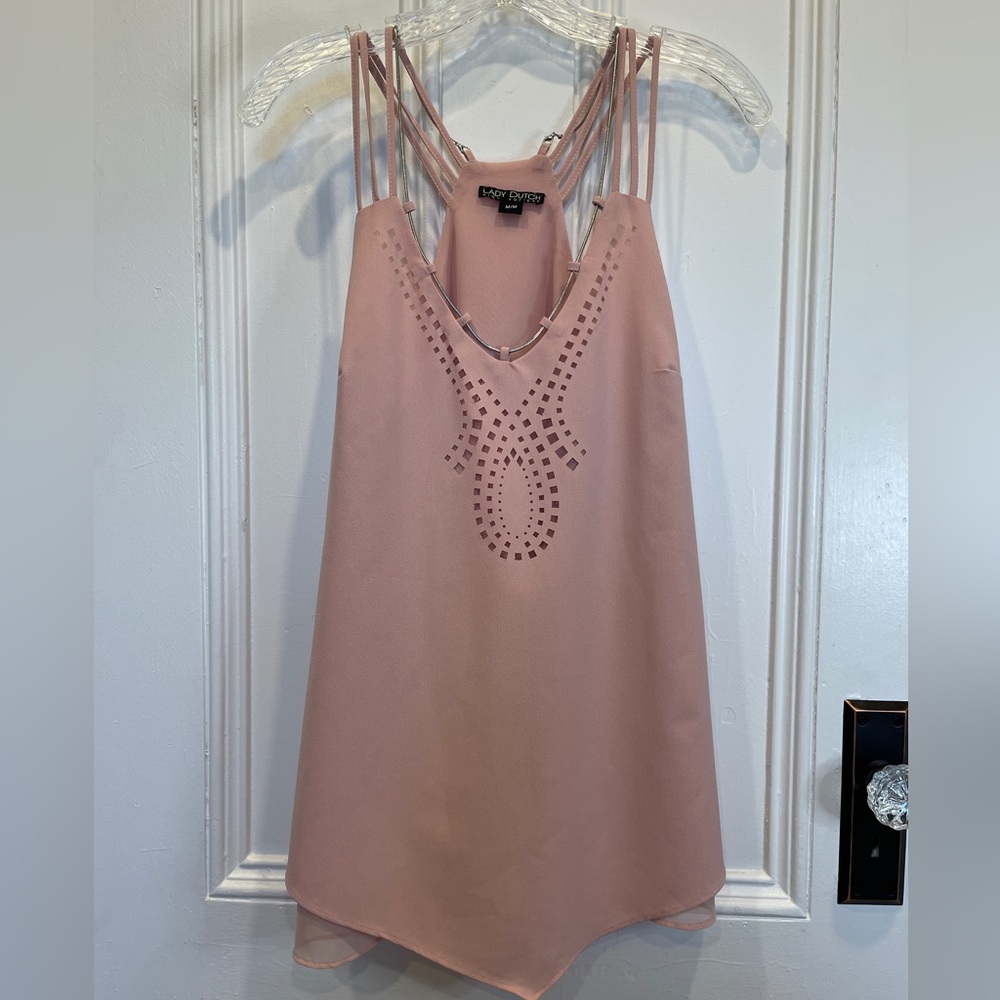 Lady Dutch High Society Soft Pink V-Neck Chain Accent Tank Top - Size M